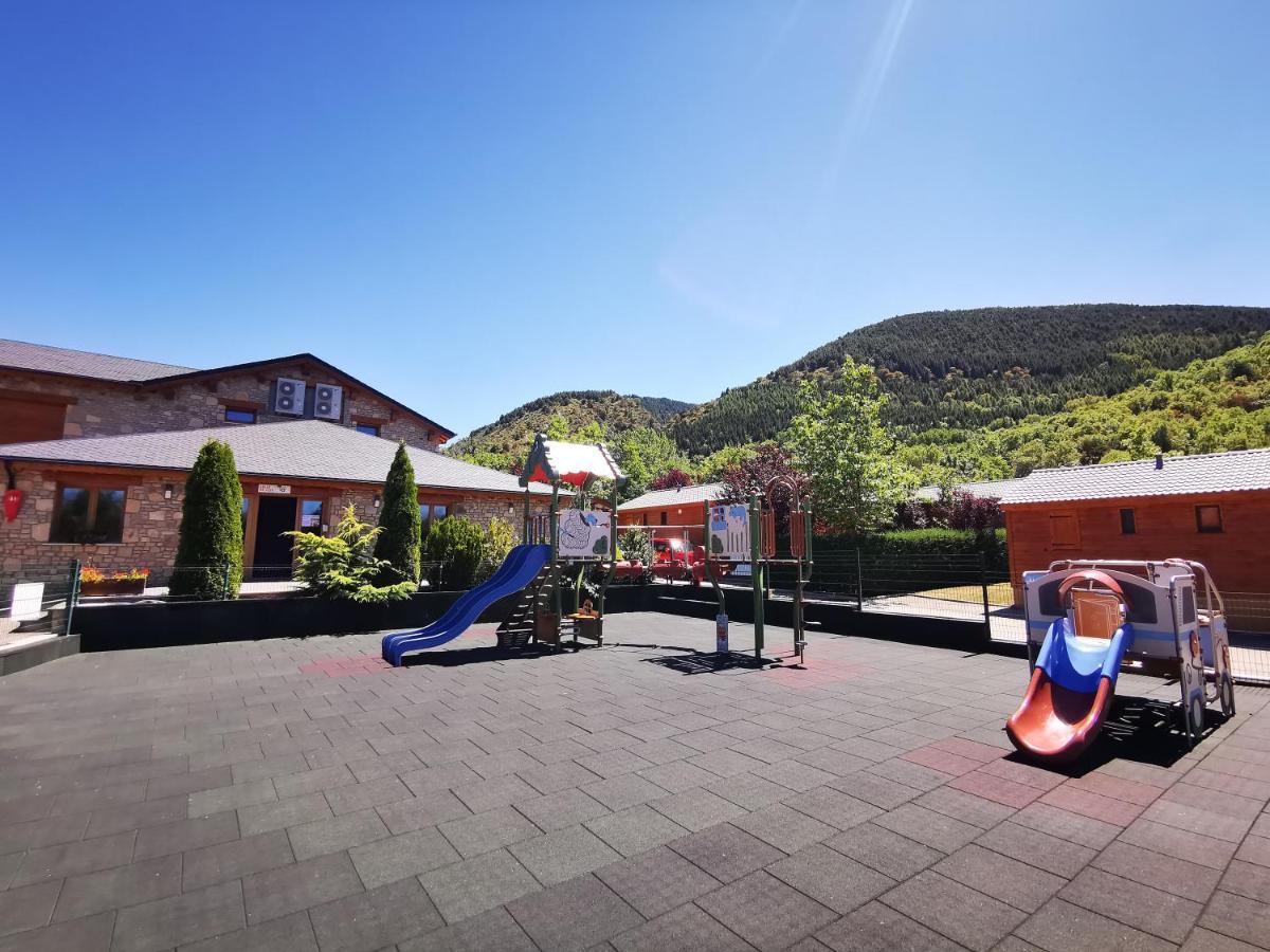 Prl Le Vedrignans Hotel Saillagouse Kültér fotó